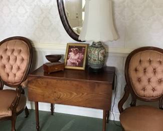 VICTORIAN CHAIRS ANTIQUE DROP LEAF TABLE