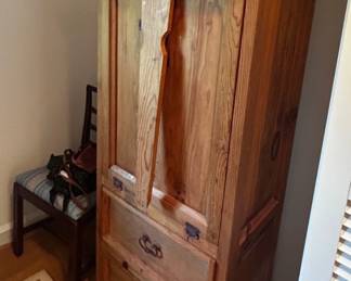 Rustic pine crafting / hobby table with drop front work table ( repaired suppost leg) Made in Mexico