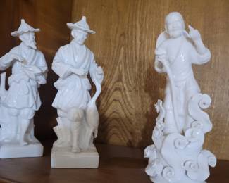 2 Fitz and Floyd Statuettes