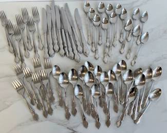 Lot 4448 Stainless Steel Oneida Flatware Dover Pattern
