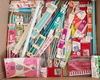 Lot 4459 Vintage Knitting Needles Crocheting