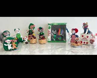 Lot 4467 Annalee St Patrick Day Thanksgiving Valentine Day Dolls