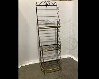 Lot 3038 Metal Bakers Rack Shelf