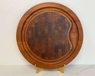 Lot 4389 Vintage Dansk Teak Carving Charcuterie Board