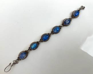 Lot 4493 Sterling Silver Moonstone Bracelet