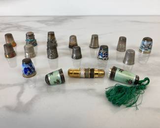 Lot 4373 Vintage Sterling Silver Thimbles