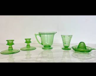Lot 4413 Vintage Uranium Vaseline Glass