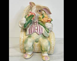 Lot 4250 Vintage Kaldun Bogle Rabbit wTulips Cookie Jar