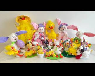 Lot 4440 Annalee Easter Spring Holiday Dolls