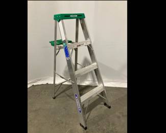 Lot 3967 Werner 4ft Aluminium Ladder