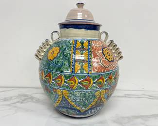 Lot 4409 Vintage Mexican Talavera Pottery Jar