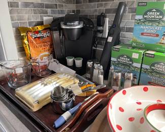 Keurig, coffee, Pyrex baking items