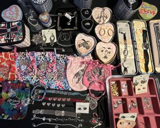 Costume Jewelry: Brighton