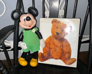 Original 70’s Mickey, The Teddy Bear book