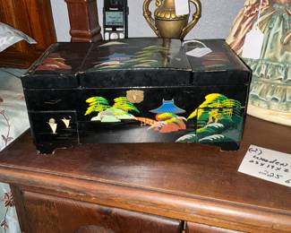Asian jewelry box