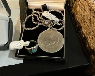 Small Navaho ring, 925 chain with a 1971 silver dollar