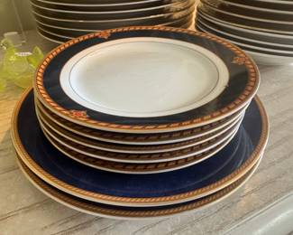 Wedgwood "Southbury" China (7pc)