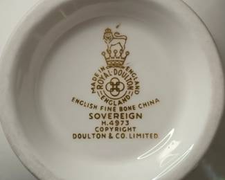 Royal Doulton "Soveriegn" Bone China Set