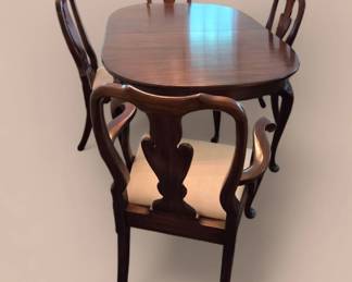 Henkel Harris Mahogany Dining Room Set