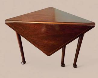 Henkel Harris Mahogany Handkerchief Table