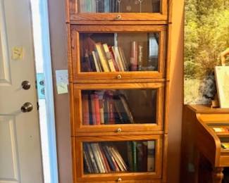 LAWYERS CABINET