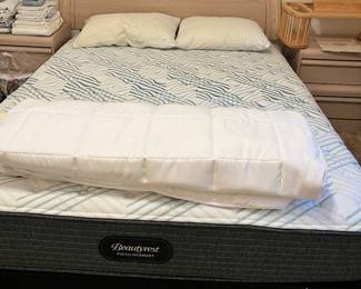 Queen bed