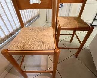 Counter top chairs
