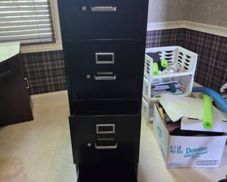 Black Metal 4 drawer filing cabinet.    $15