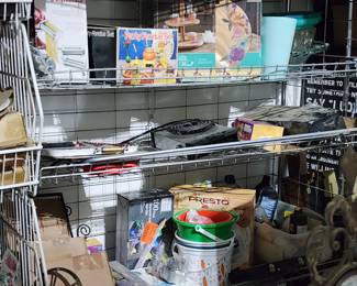 Misc items scattered in garage