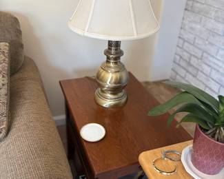 . . . nice accent lamp