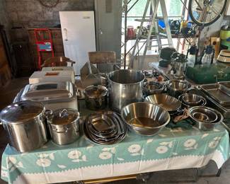 Stainless steel pots & pans
