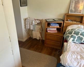 Linens & side cab for queen bed