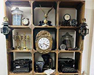 Lots of Unique and Fabulous Accessories.