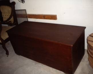 Nice blanket box