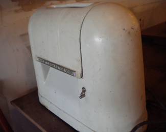 Meat tenderizer in great, operating condition