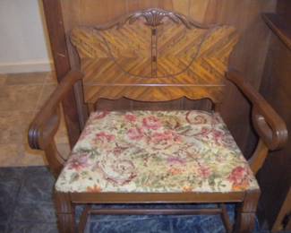 Vanity bench