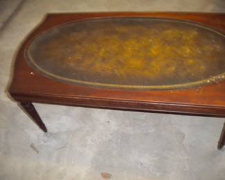 ANTIQUE COFFEE TABLE