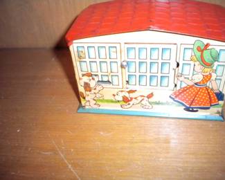 Metal pop-out window money bank