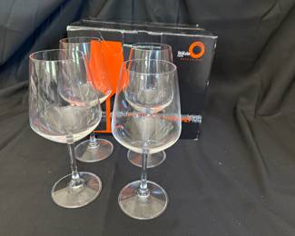 Set of 4 Large Wine Glasses