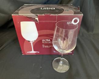 Set of 12 Ultra - Short stem wine glasses