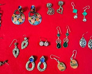 EARRINGS LOT