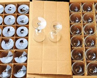 GLASSWARE LOT