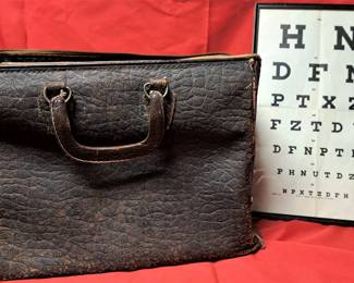 DOCTORS BAG & EYE CHART