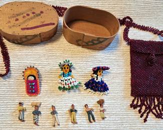 NATIVE AMERICAN BEADED DOLLS & PURSE