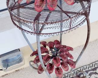 VINTAGE METAL PLANT STAND, DECORATIVE METAL FLOWERS