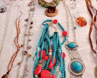 MOSTLY VINTAGE CHICO'S JEWELRY