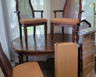 Dining Table Chairs Leaves Pads