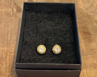 585 (14K) GOLD EARRINGS