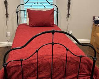 TWIN IRON BED
