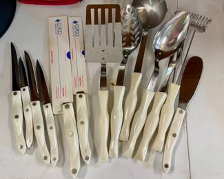 CUTCO CUTLERY! GREAT CONDITION